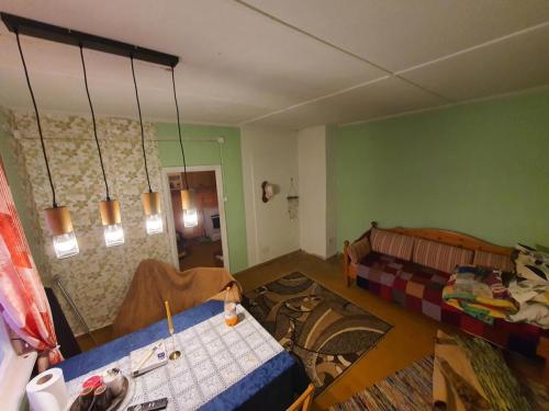 Elutoa-uus-lamp